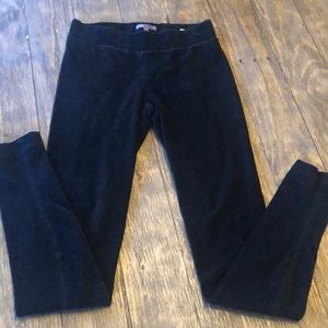 Vince black ribbed legging